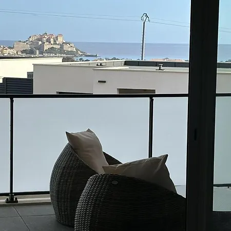 T2 Vue Et Citadelle * Calvi (Corsica)