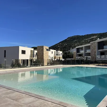 T2 Vue Et Citadelle * Calvi (Corsica)