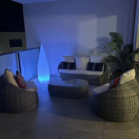 T2 Vue Et Citadelle アパート カルヴィ